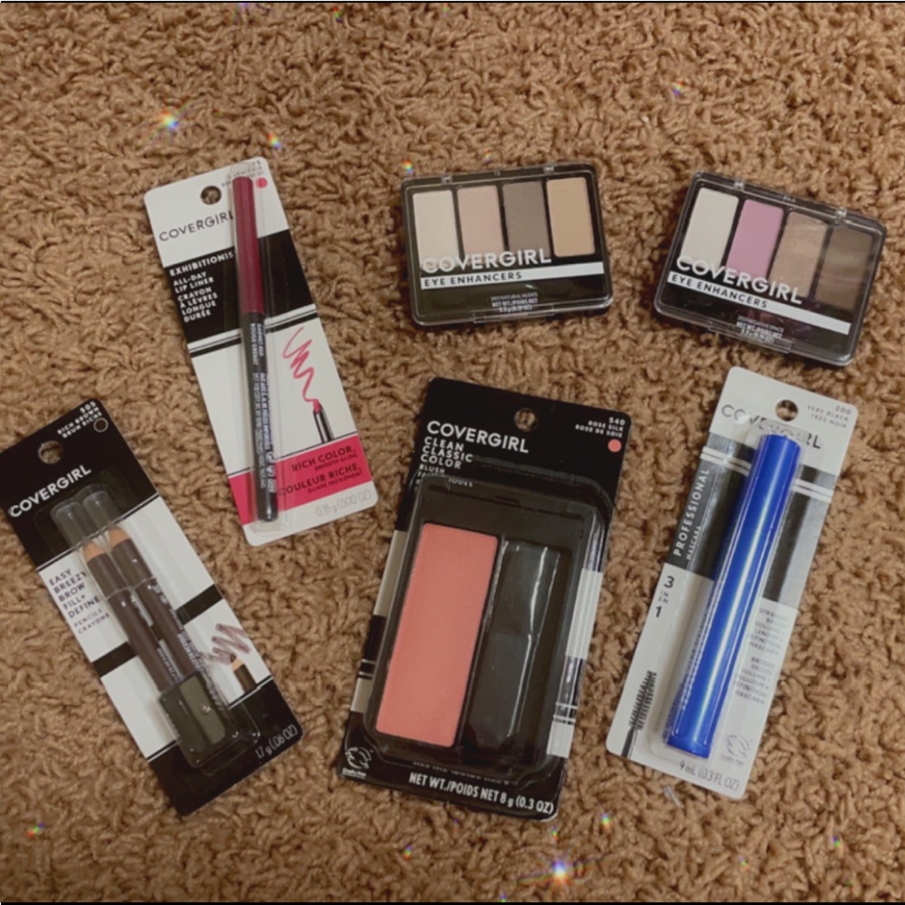 A bundle of covergirl makeup.